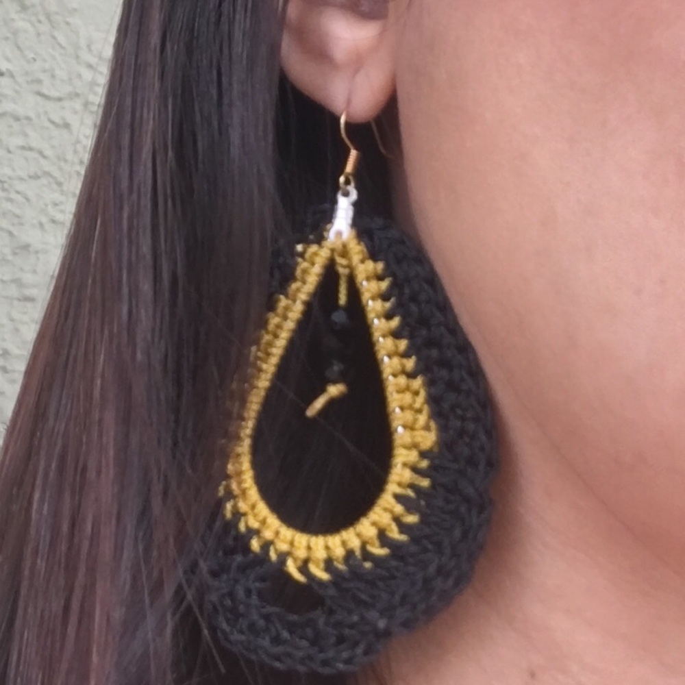Handmade earrings - Picture 2 of 3